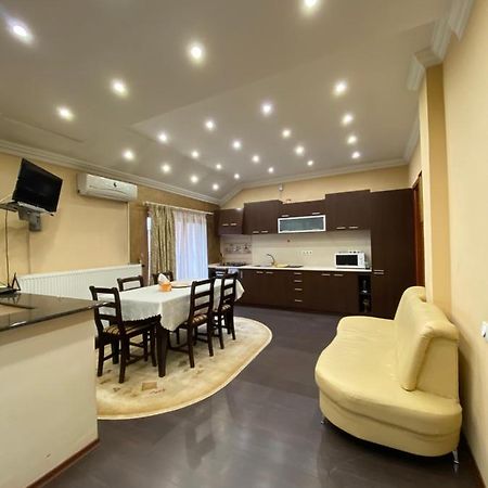 拉迪亚Central Apart公寓 外观 照片